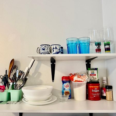 Micro Studio Apartment In University District- 10 Mins Walk To University Of Wa Seattle Extérieur photo