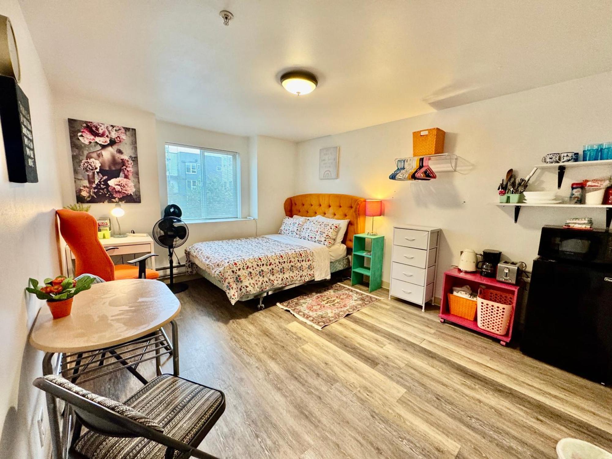 Micro Studio Apartment In University District- 10 Mins Walk To University Of Wa Seattle Extérieur photo